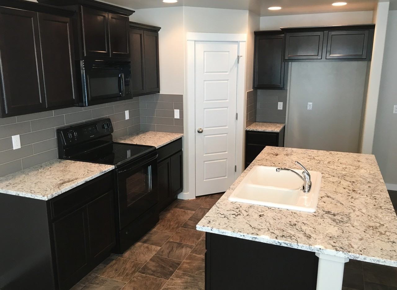 6167 N Santa Rita Ave - Photo 7 of 27