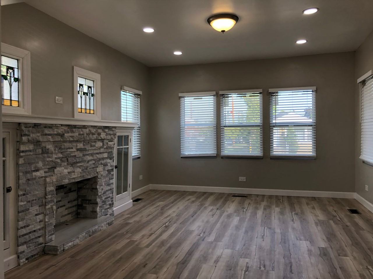 3102 Scoville Ave - Photo 3 of 23