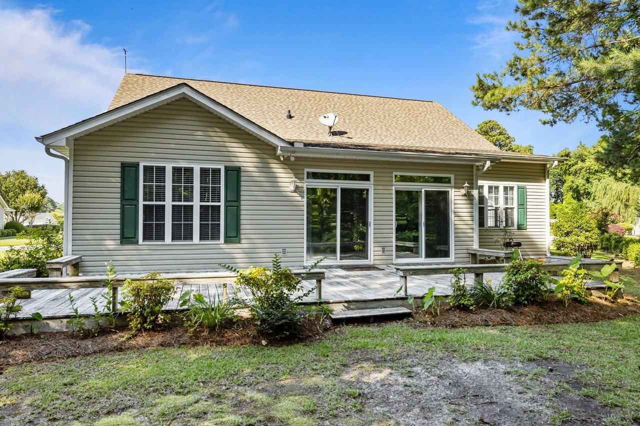 212 Carefree Ln - Photo 3 of 47