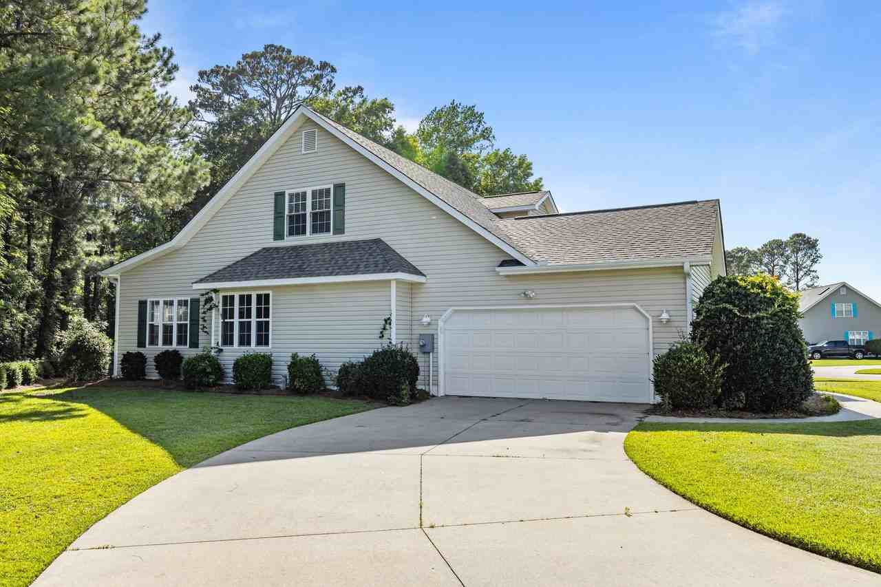 212 Carefree Ln - Photo 4 of 47