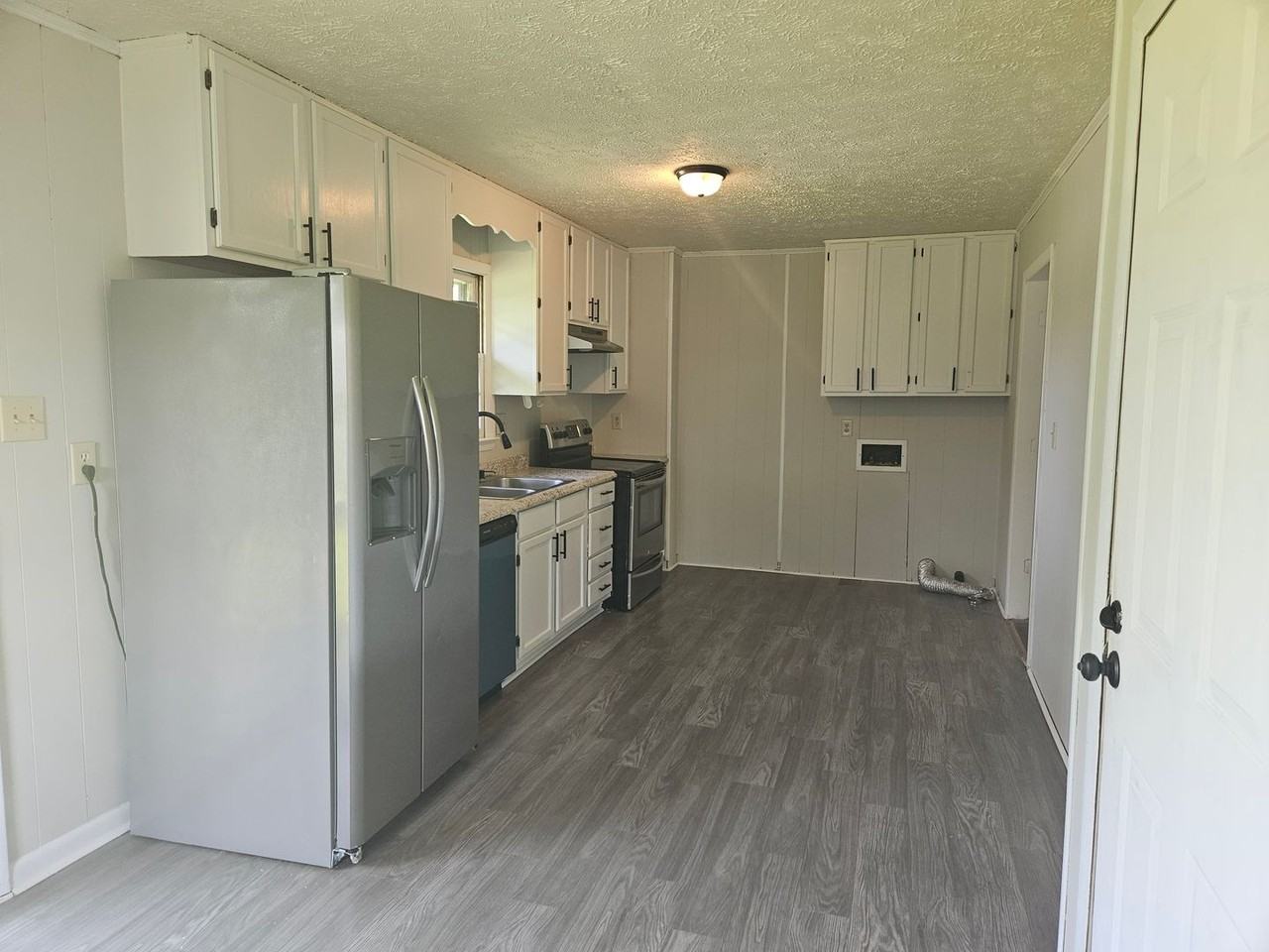 3318 Teakwood Dr - Photo 6 of 14