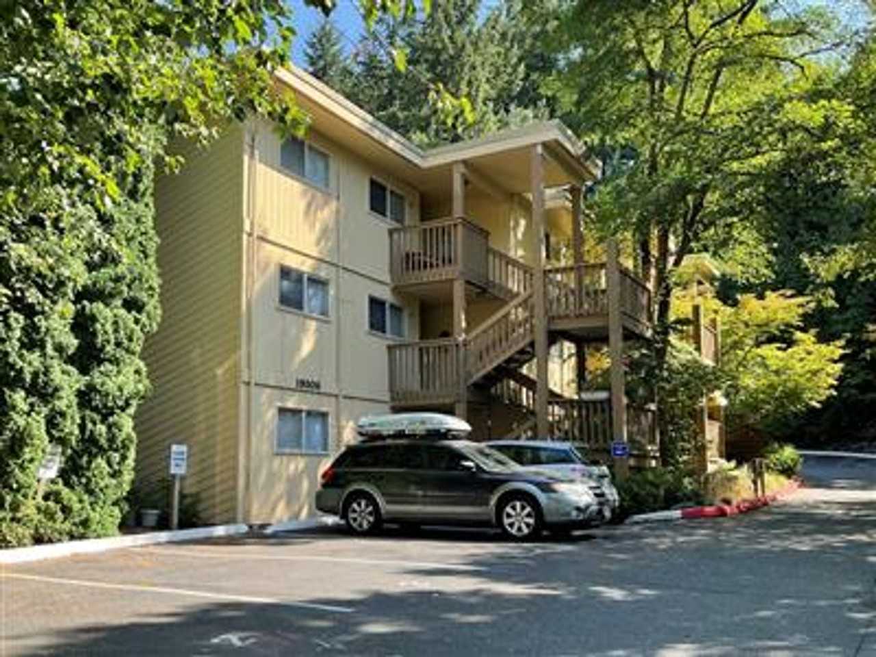 Willow Creek Apartments - Photo 5 of 5