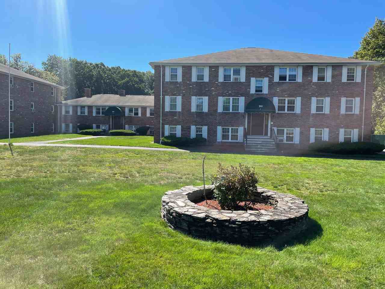 180 C3, 180 Tyngsboro Road - Photo 3 of 26