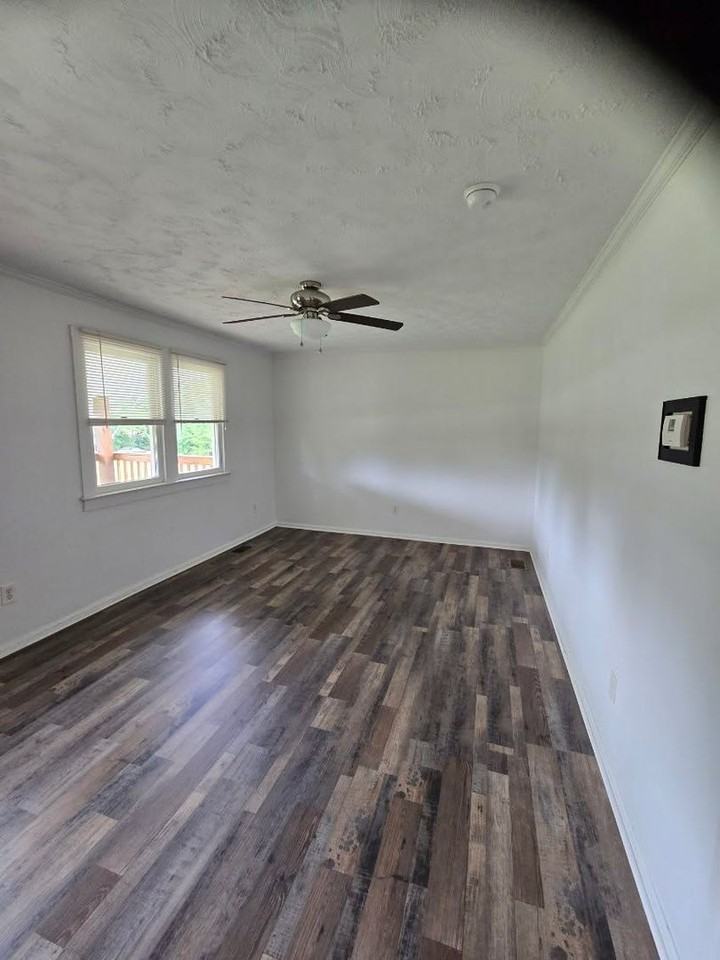501 Anderson Ridge Rd - Photo 2 of 11