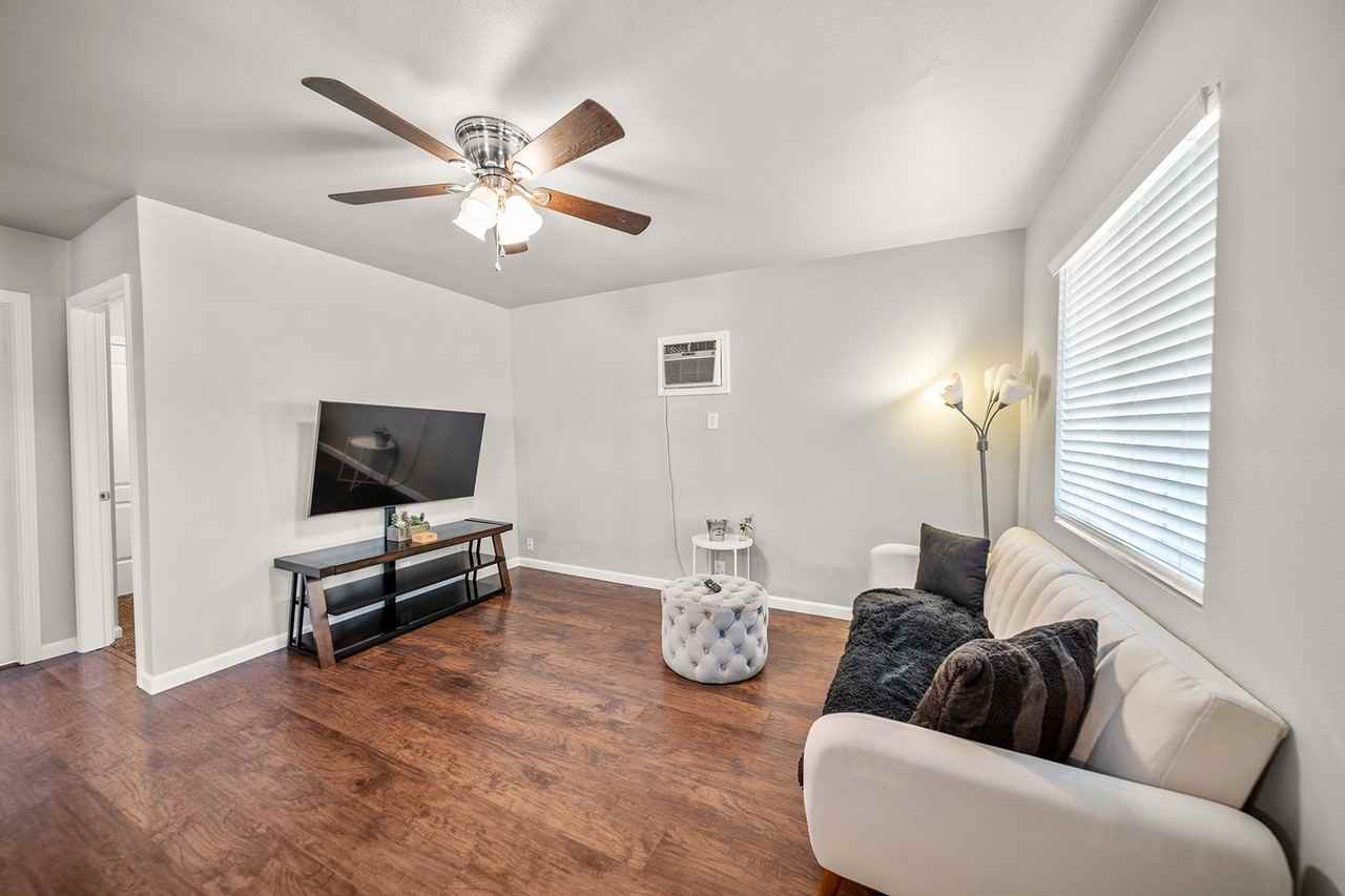 1206 Guill Street - Photo 3 of 18