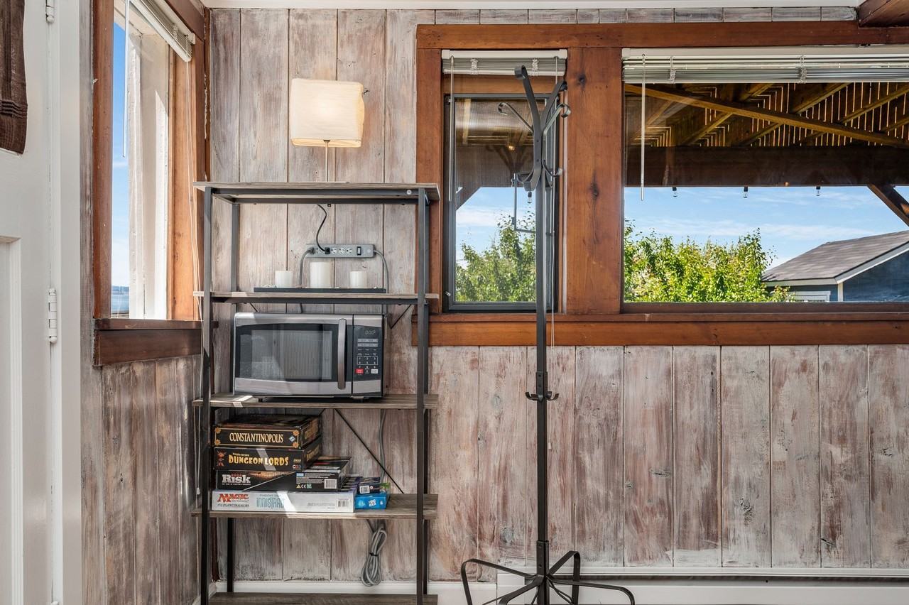 3719 59th Ave Sw - Photo 6 of 12