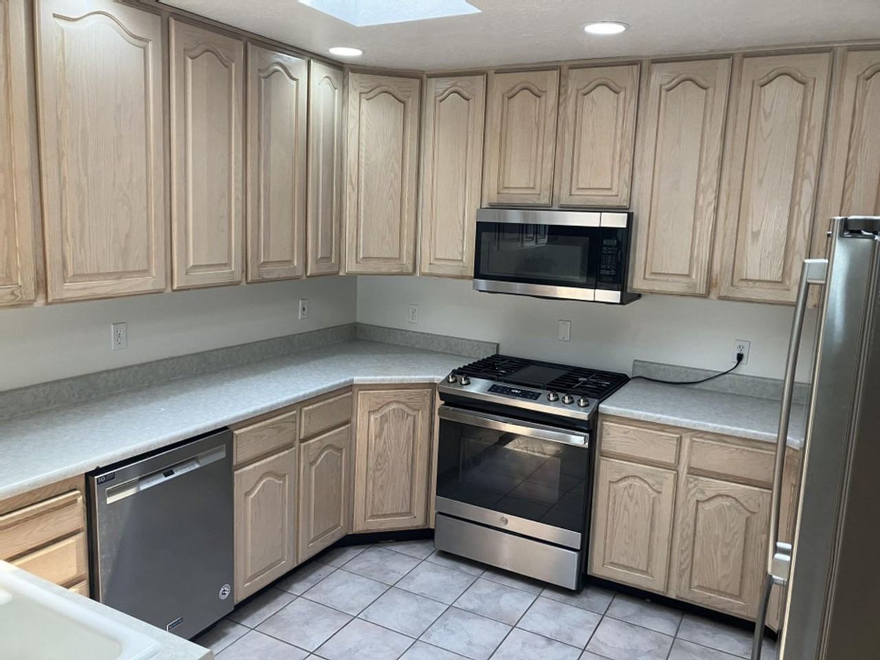 252 W Oaks Cir - Photo 2 of 14