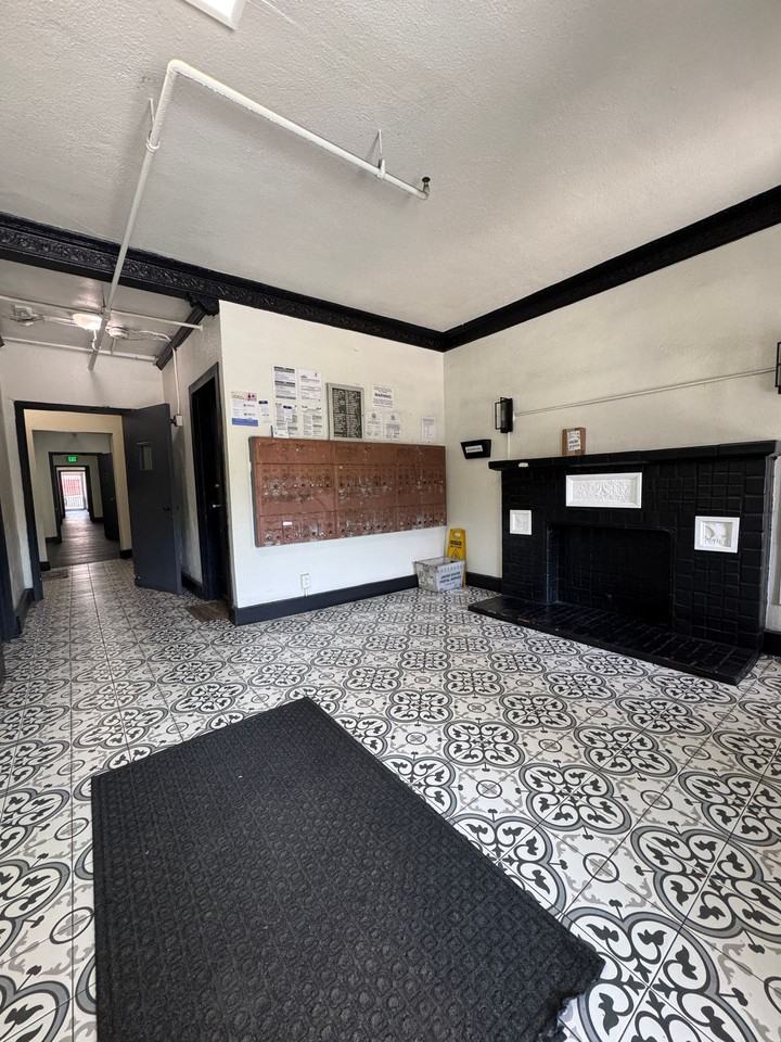 447 S. Rampart Blvd - Photo 3 of 4