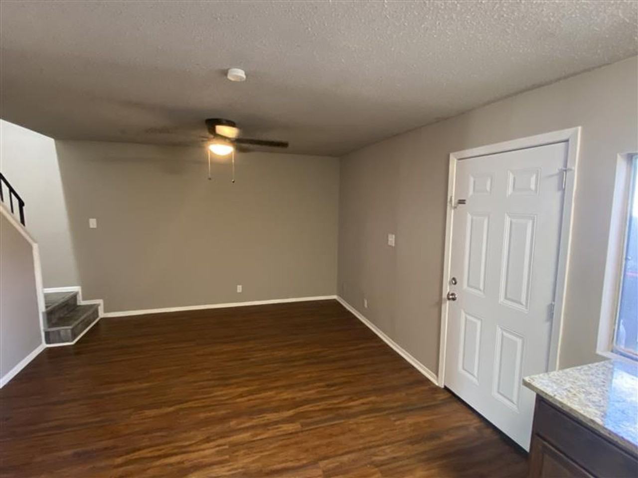 1208 Churing Dr - Photo 7 of 23