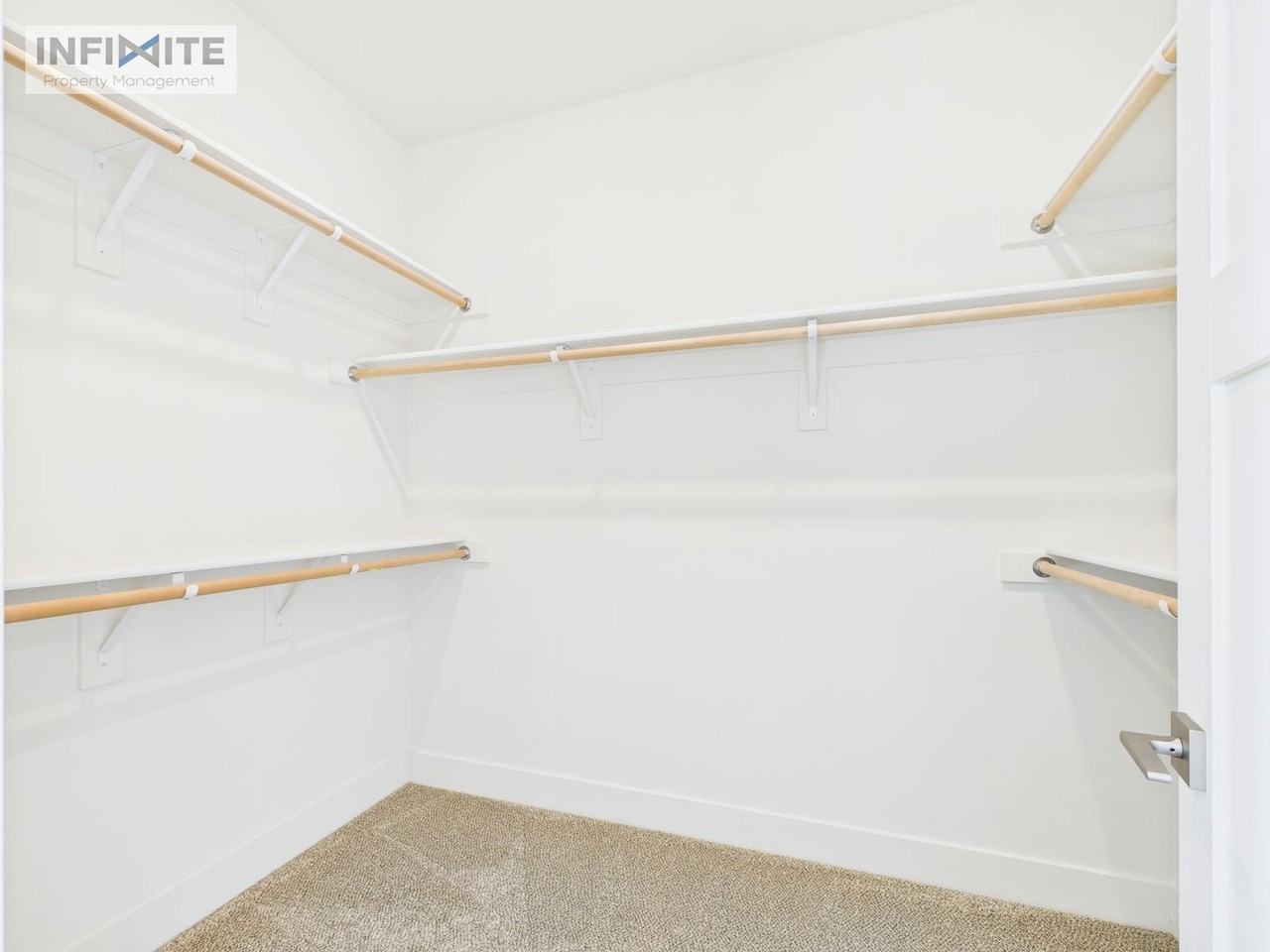 1611 Wyatt Earp Ct - Photo 3 of 34