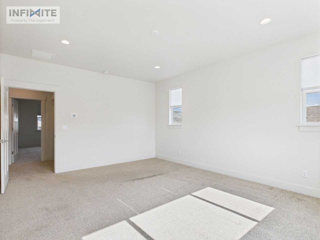 1611 Wyatt Earp Ct - Photo 7 of 34