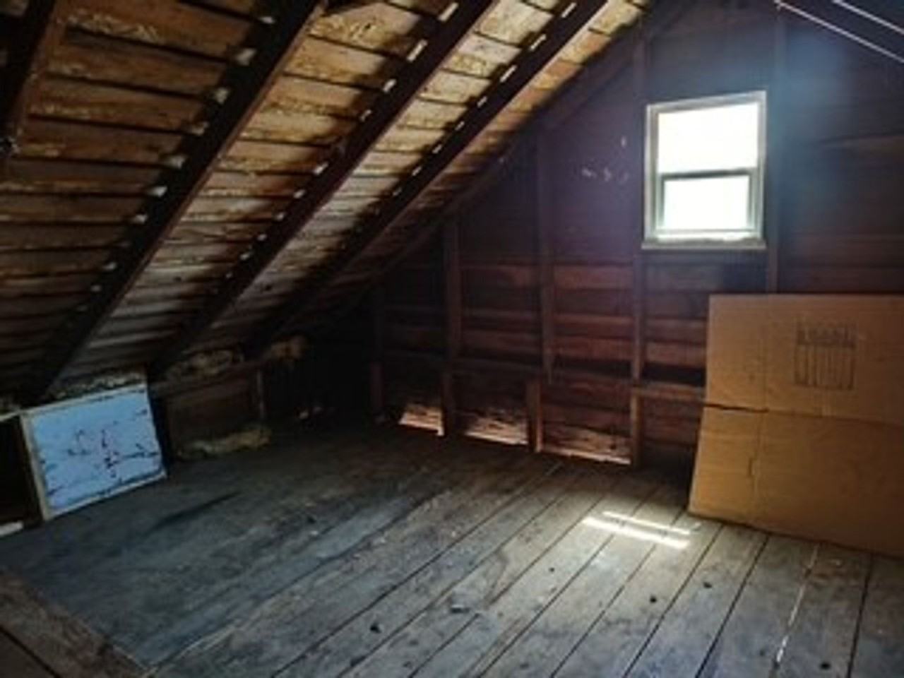 330 Goodyear St - Photo 7 of 24