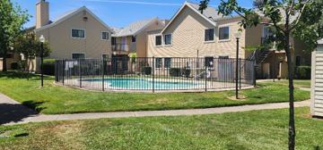 featured image of 7441 Auburn Oaks Ct #O