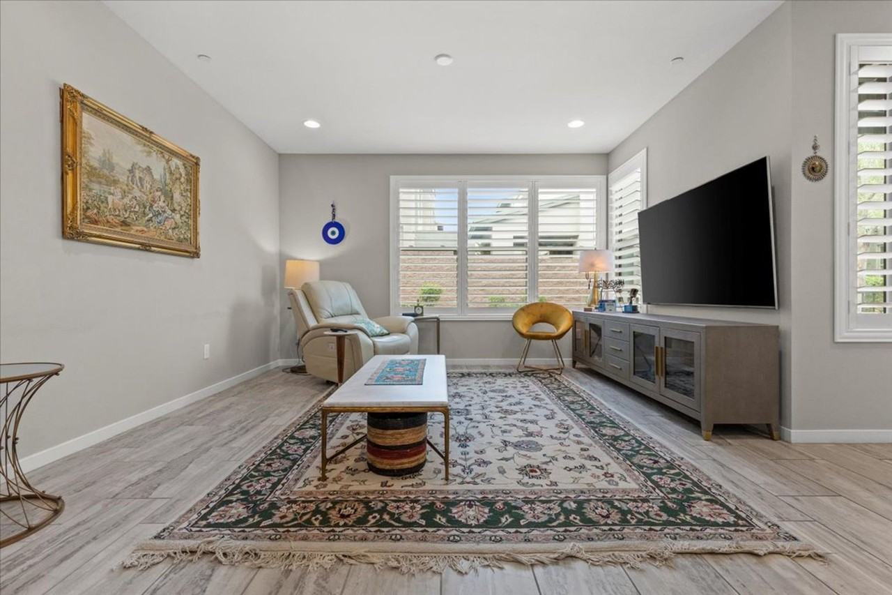 11286 Cactus Tower Ave #103 - Photo 7 of 24