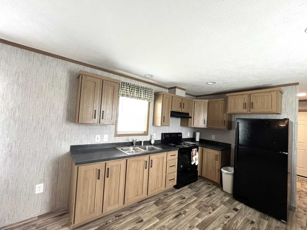 6450 Park Rd - Photo 3 of 15