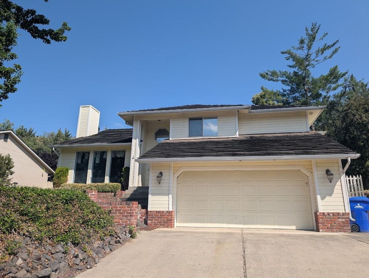 118 Shiloh Dr - Photo 3 of 6