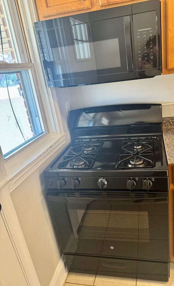 4007 Lyndale Ave - Photo 3 of 22