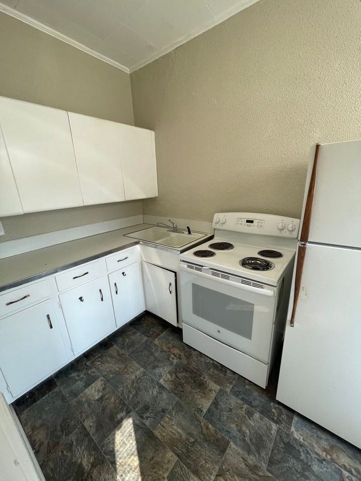 202 202 E Jefferson - 202 E Jefferson St #304 - Photo 3 of 10