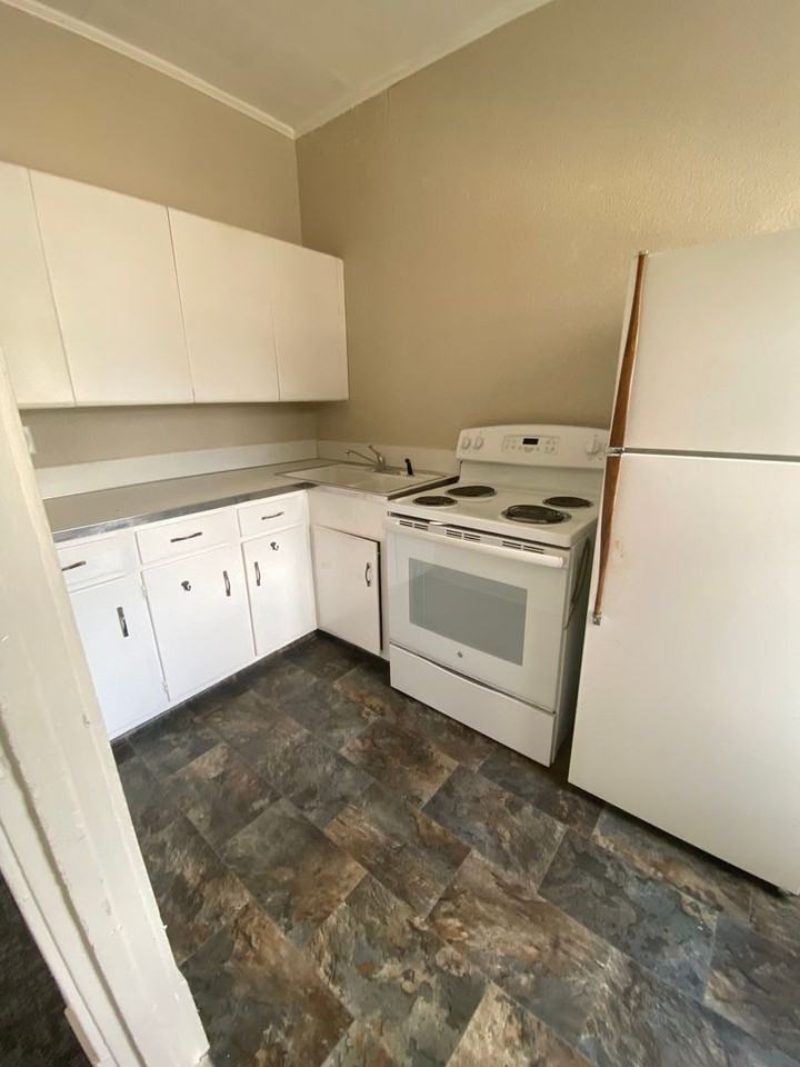 202 202 E Jefferson - 202 E Jefferson St #304 - Photo 5 of 10