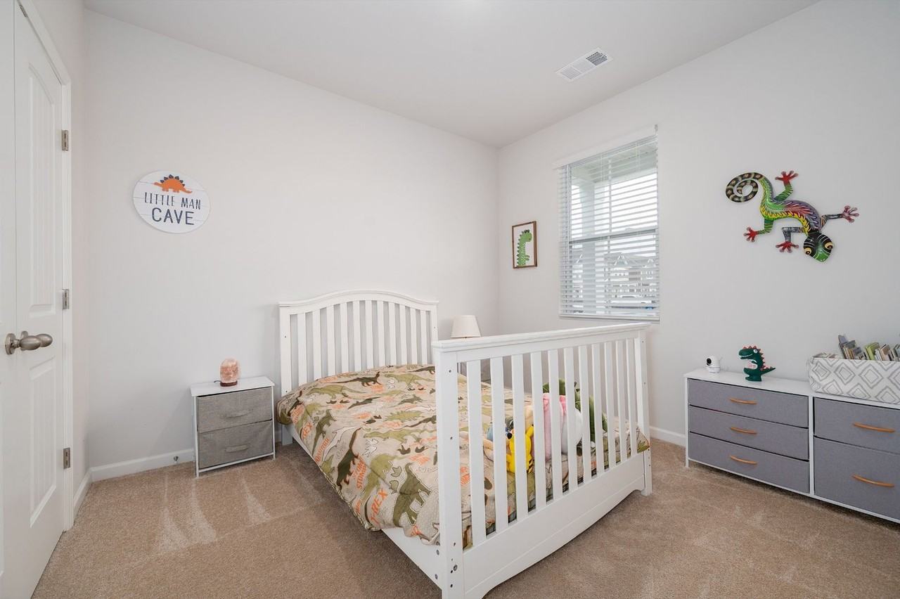 178 Cecil Rd - Photo 7 of 26