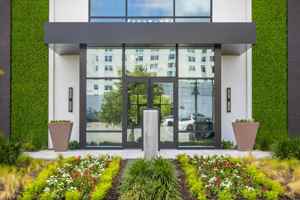 featured image of 2275 Hawes Ave