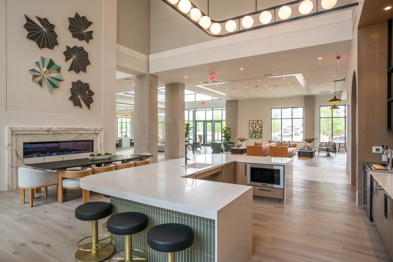 Lantower West Love - Photo 7 of 86