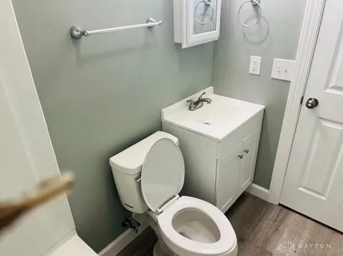 3936 Lori Sue Ave #F - Photo 5 of 7