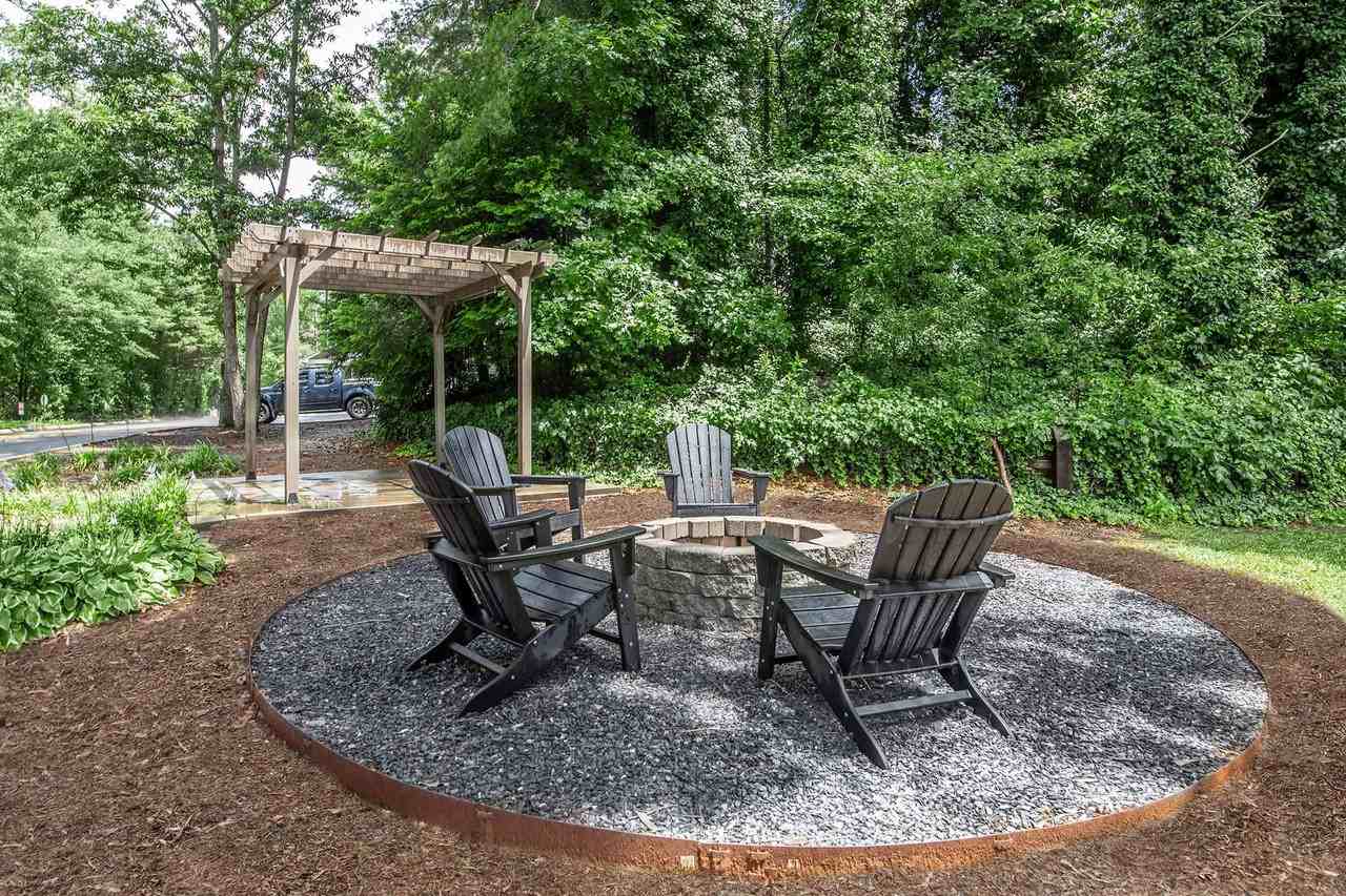 Cross Creek Apartments - Photo 2 of 35