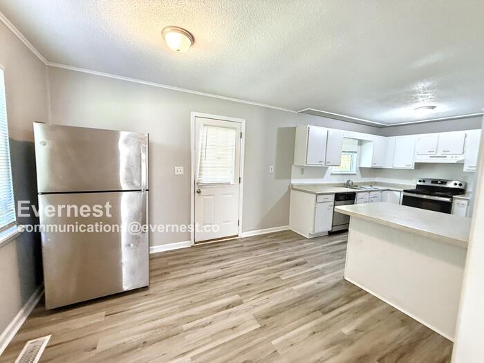 1525 6th Way Nw - Photo 2 of 18