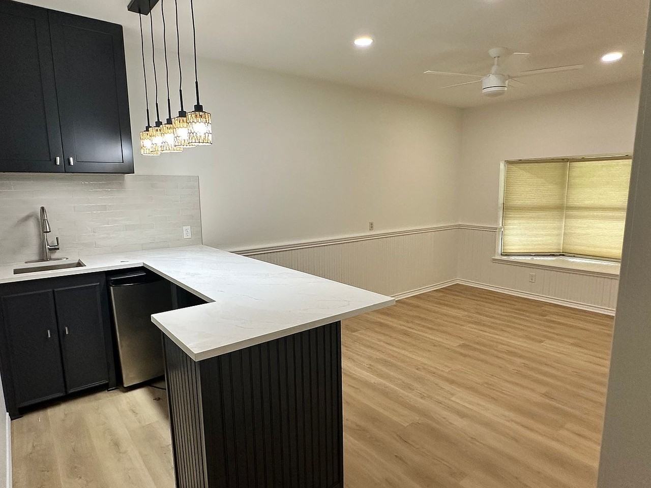 2306 Del Curto Rd #NA - Photo 2 of 12