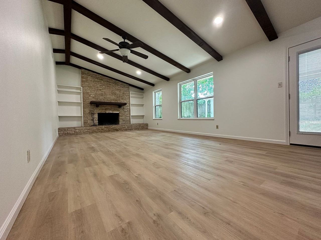 2306 Del Curto Rd #NA - Photo 3 of 12