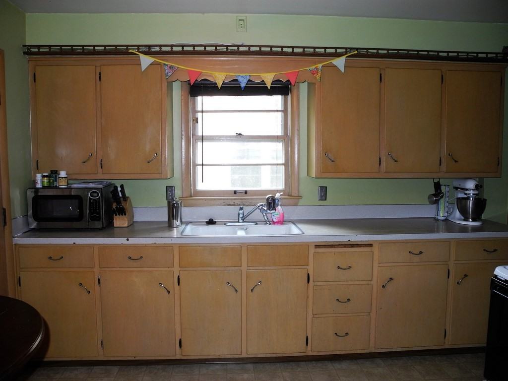 1949 Heath Ave #1949 - Photo 6 of 11