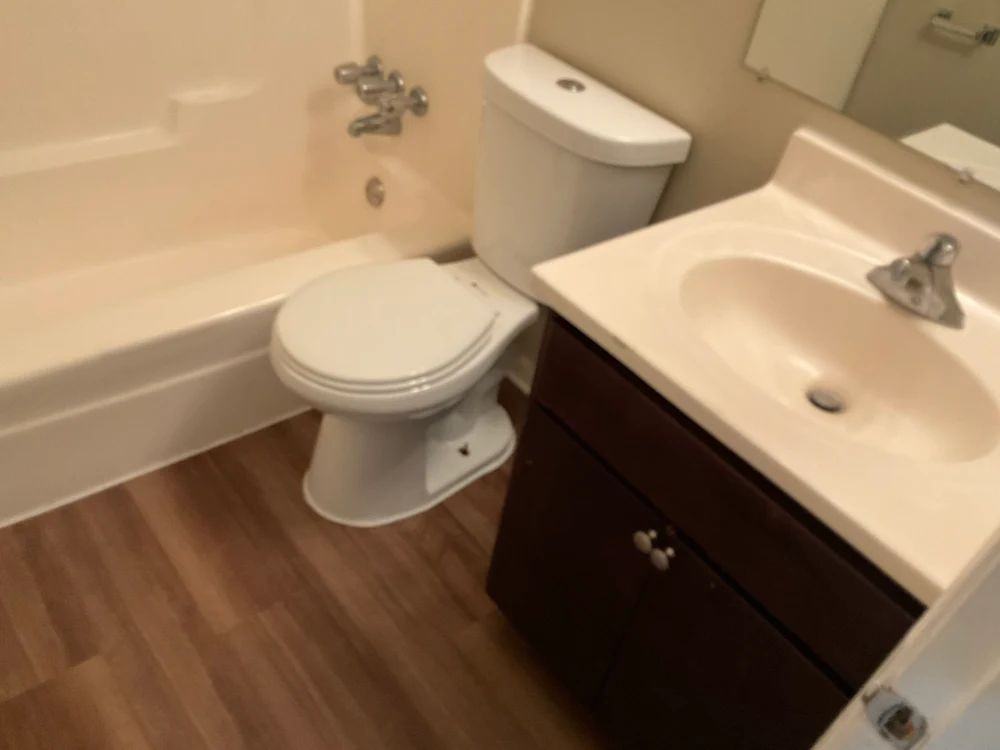 6415 Londonderry Dr #NA - Photo 3 of 10