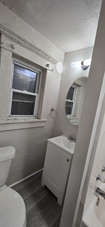 1437 S Linden Ave #NA - Photo 2 of 12