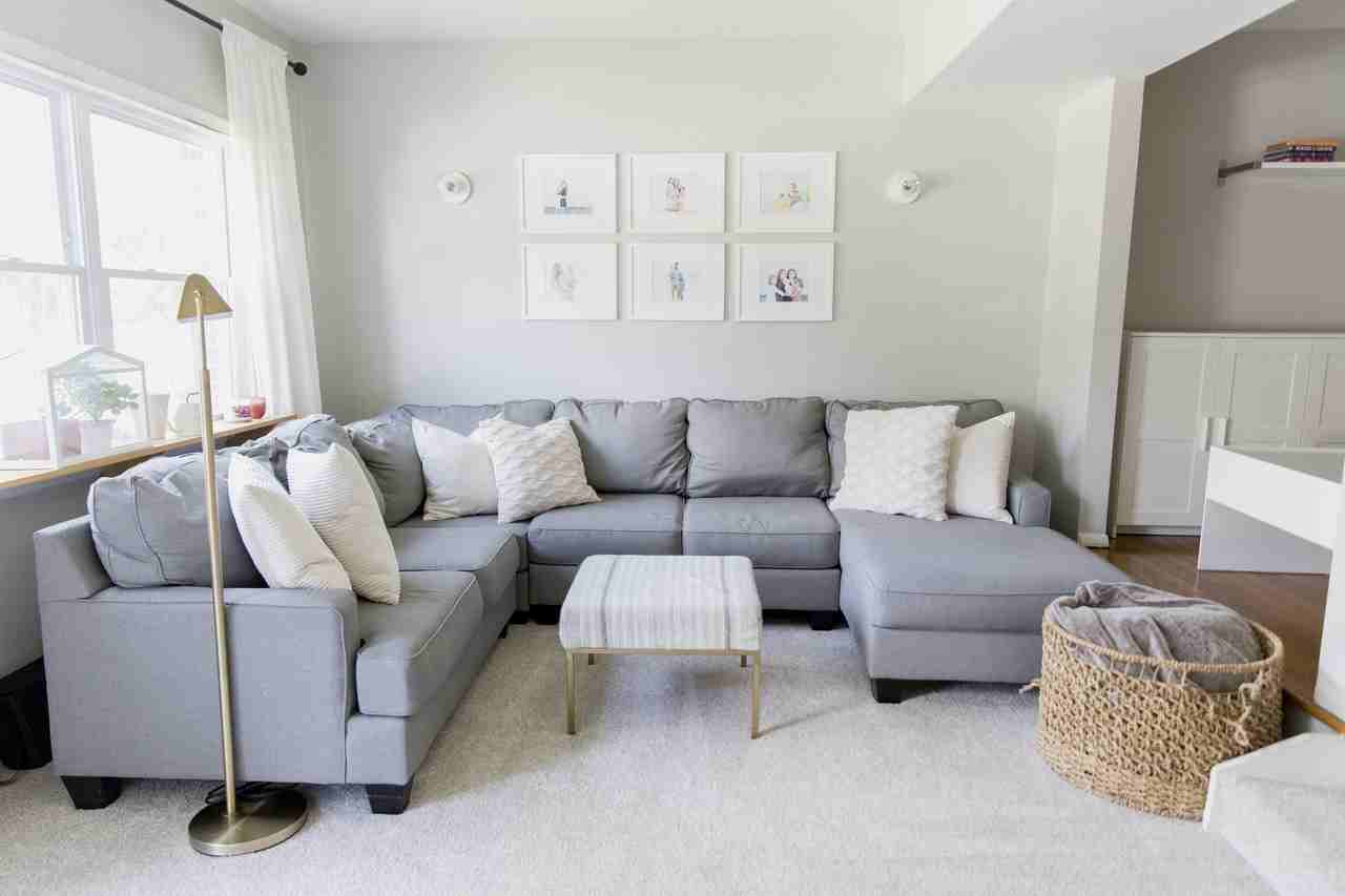 837 Johahn Dr - Photo 3 of 35