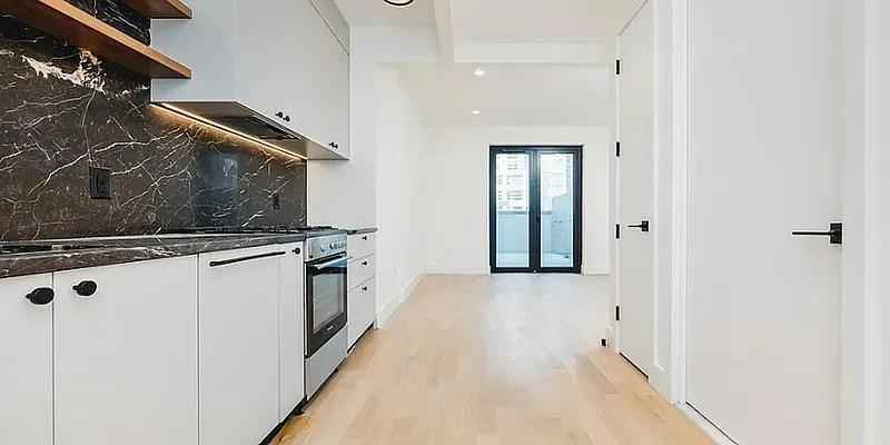 Gold St #1313 - Photo 2 of 20