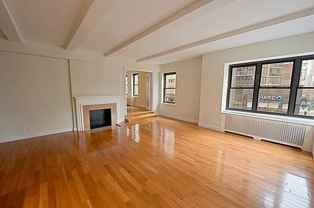 E 57th St #003CS - Photo 1 of 1