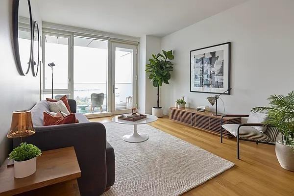 W 57th St #2013 - Photo 3 of 20