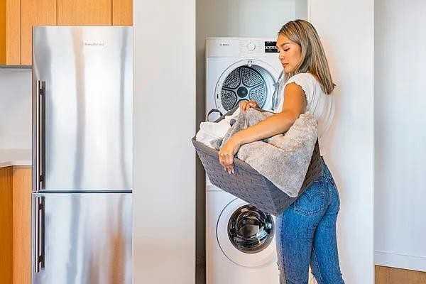 W 57th St #615 - Photo 5 of 20