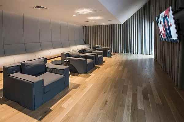 W 57th St #476 - Photo 3 of 20