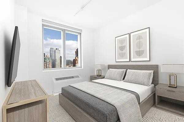W 54th St #26L - Photo 6 of 20
