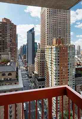 W 52nd St #29D - Photo 6 of 7