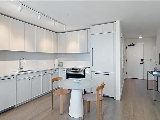 Carroll St #W406 - Photo 3 of 17