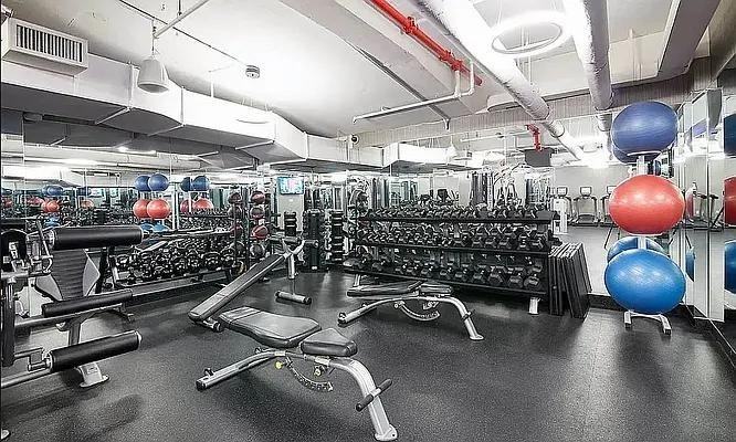 E 39th St #18B - Photo 7 of 20