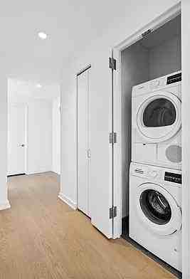 W 38th St #PH3B - Photo 4 of 20