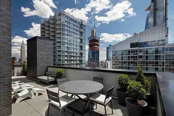 W 38th St #28D - Photo 7 of 20