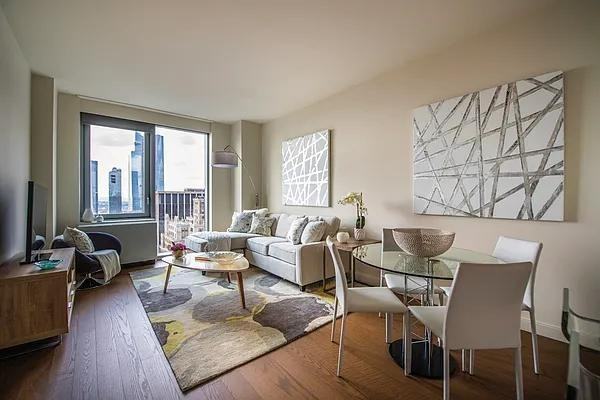 W 31st St #41E - Photo 3 of 20