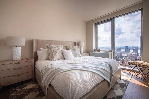 W 31st St #41E - Photo 5 of 20