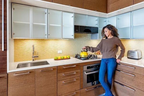 W 31st St #25J - Photo 4 of 20