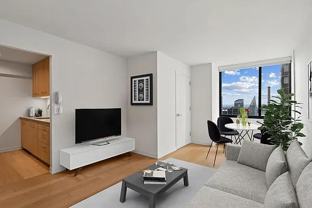 Columbus Pl #S33E - Photo 1 of 1